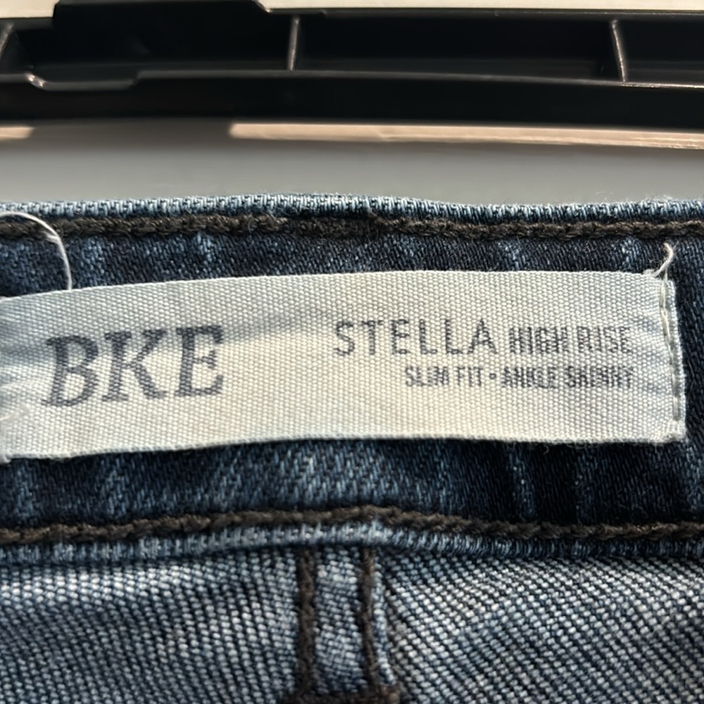 BKE Stella high rise slim ankle skinny. - Picture 5 of 6